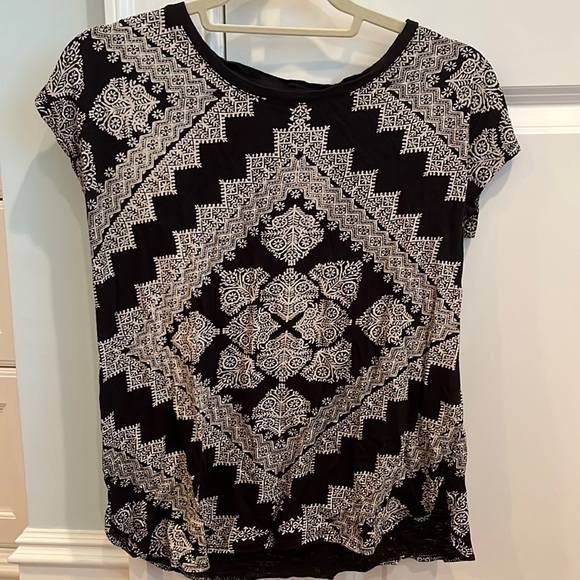 Lucky Brand size small t shirt - Picture 1 of 3